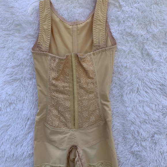 High back Body Suit Surgery Compression Garment - Picture 3 of 4